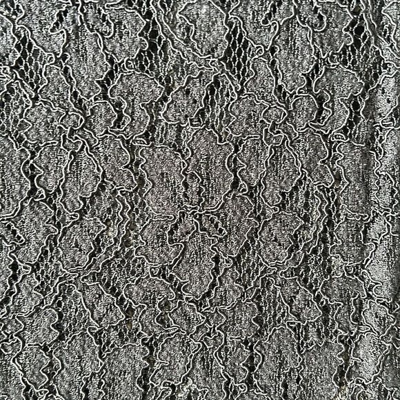 Aritzia Racer Back Lace Tank Top sz. S - Picture 3 of 5